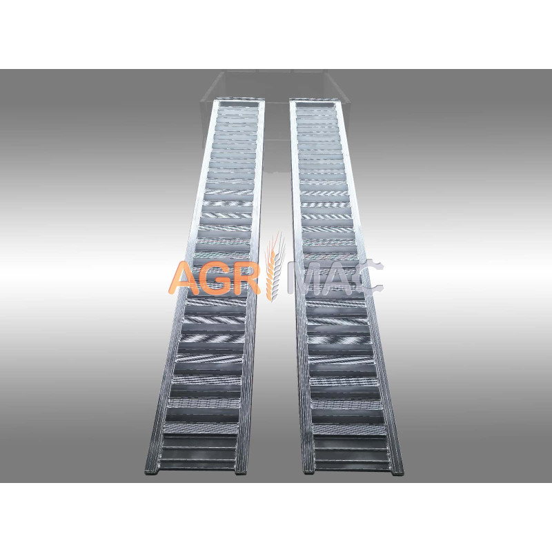 2 Ράμπες αλουμινίου μήκους 3500mm για λαστιχοφόρο ή ερπυστριοφόρο μηχάνημα απόβαρου 5000kg